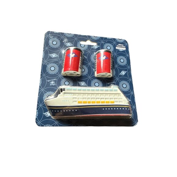 Disney Cruise Line Ceramic Ship & Salt And Pepper Shaker Set Collectible Gift - Picture 2 of 4